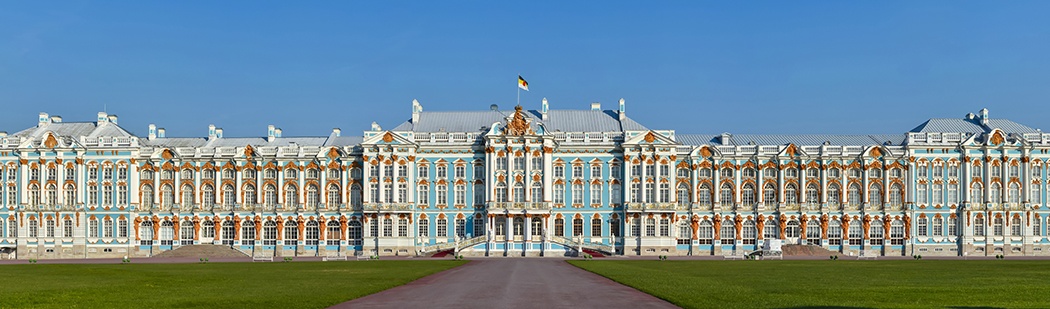 Pushkin Palace and the nearby Jewish Holocaust Memorial