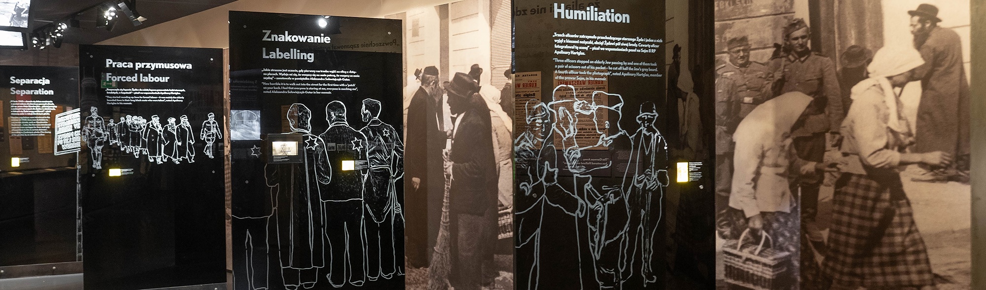 Holocaust exhibition Polin